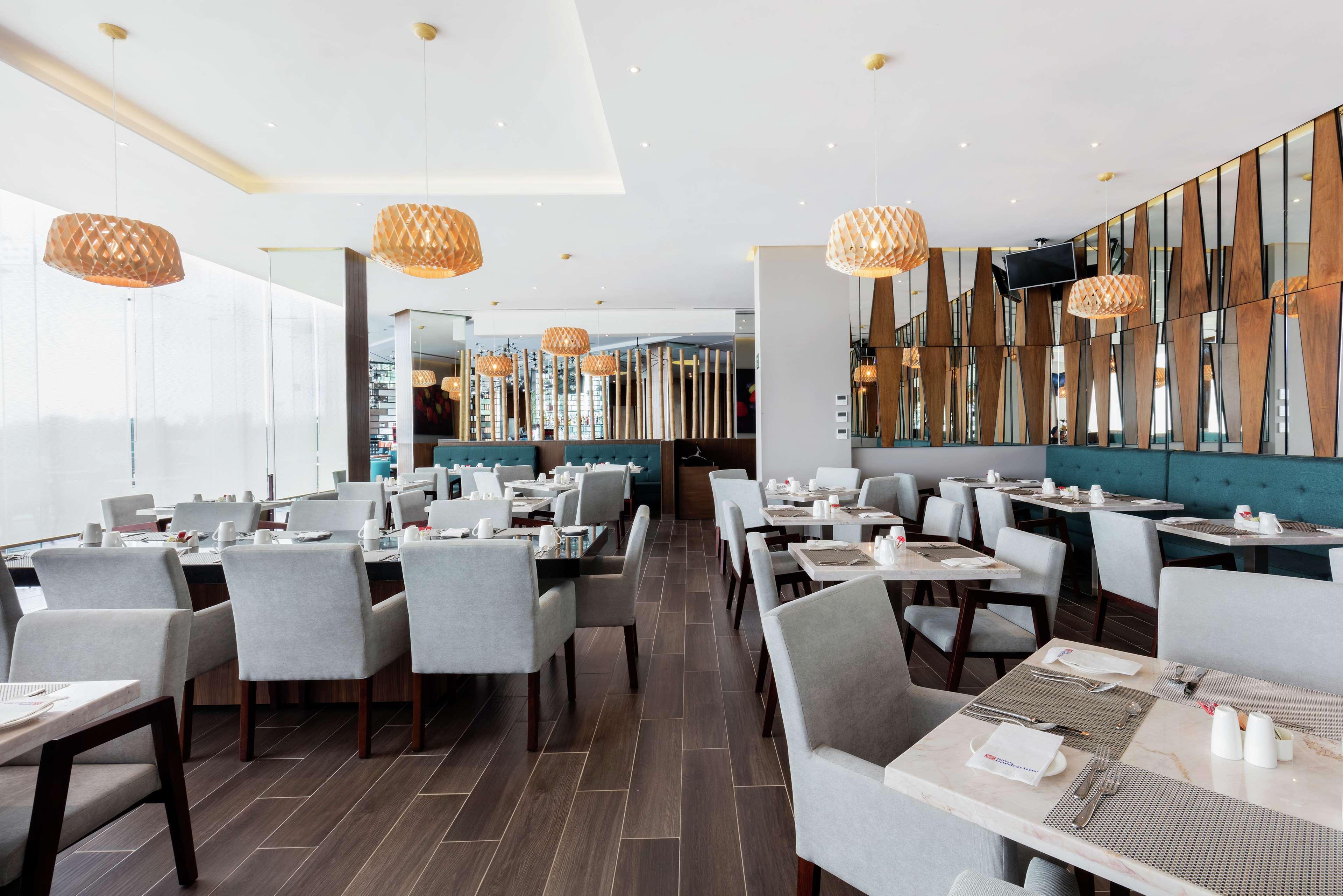 Hilton Garden Inn Salamanca Kültér fotó